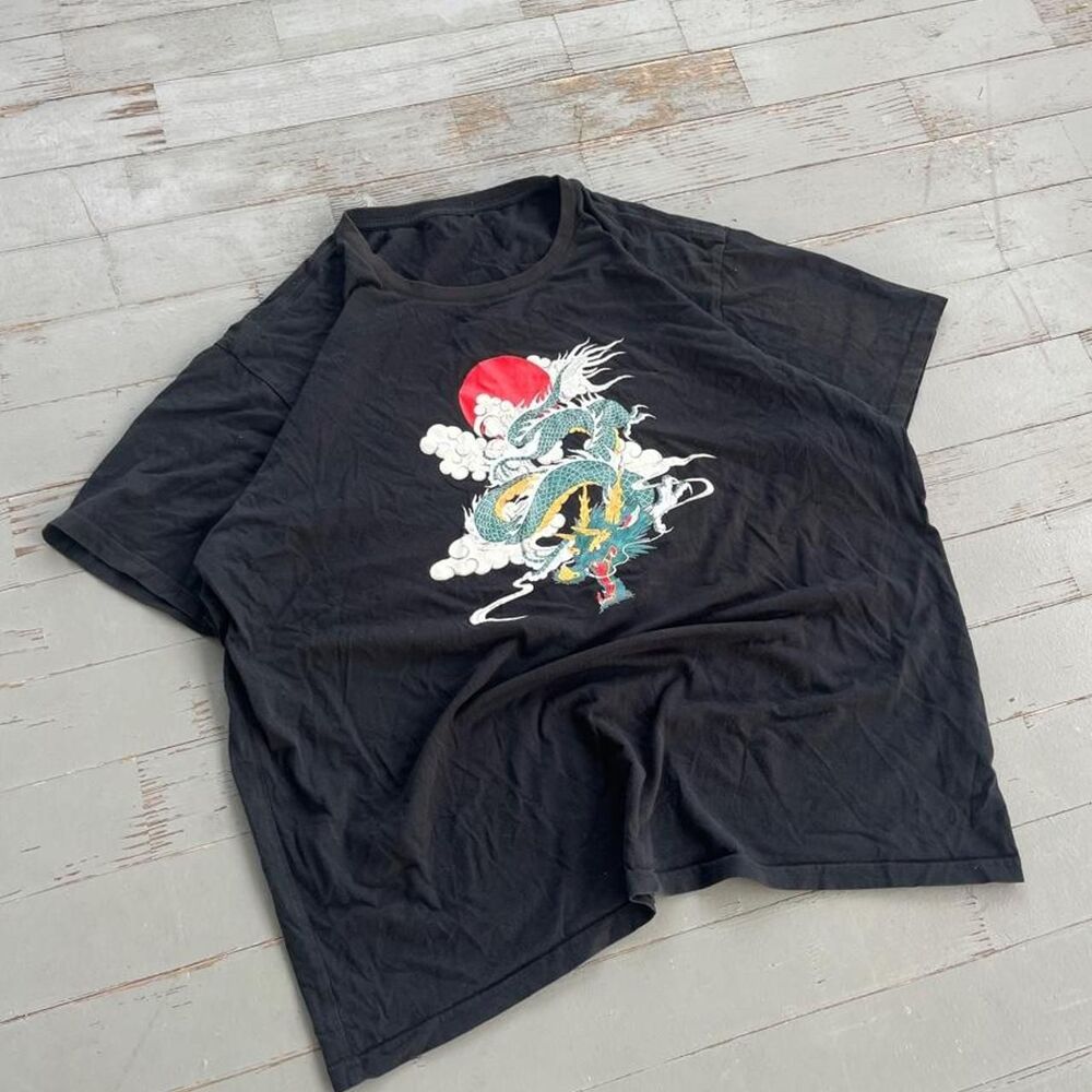 Unbranded Dragon Streetwear Y2K Graphic Tee Shirt